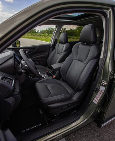 Forester e-BOXER_high-091-23831